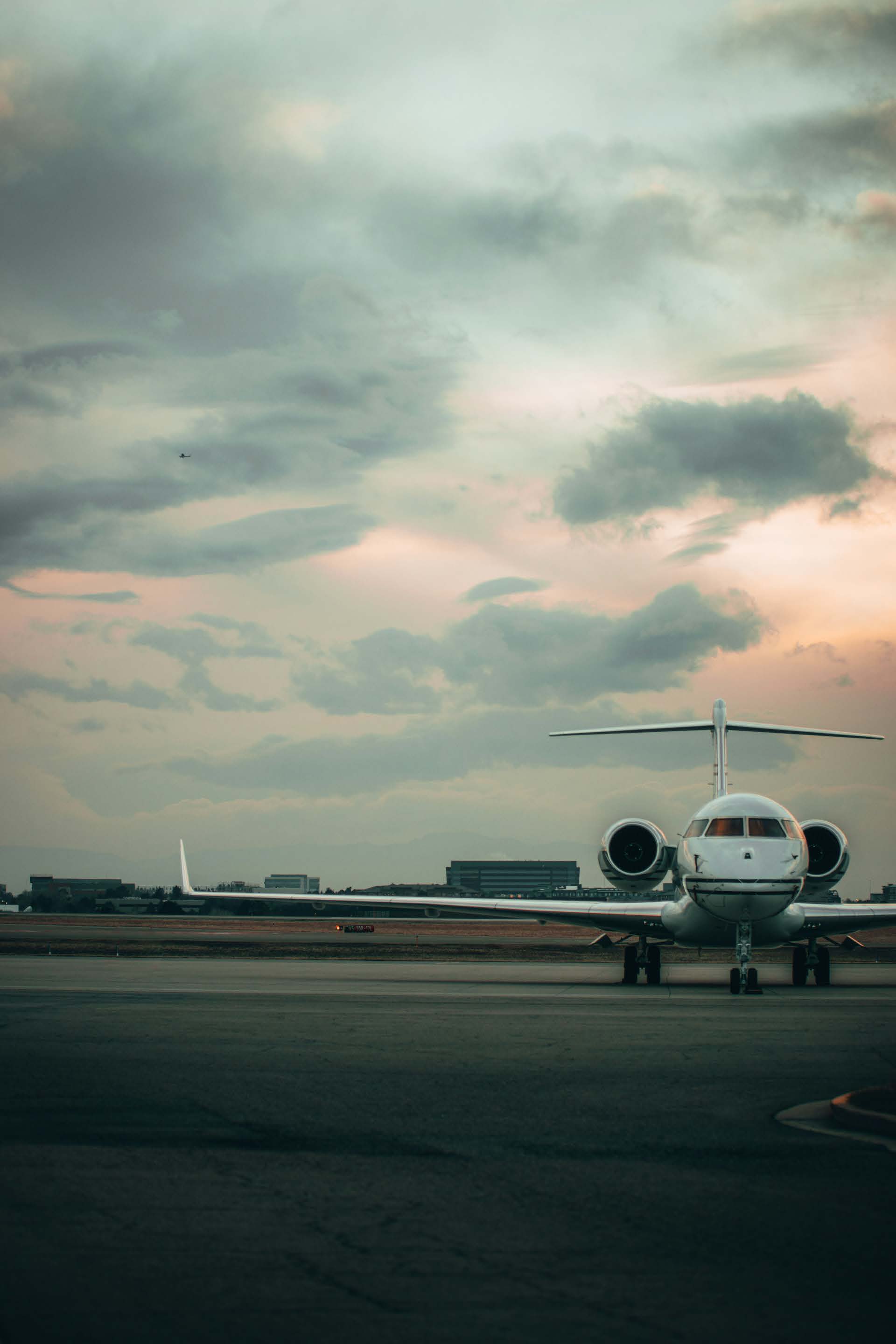Aircraft positioned on an airport apron